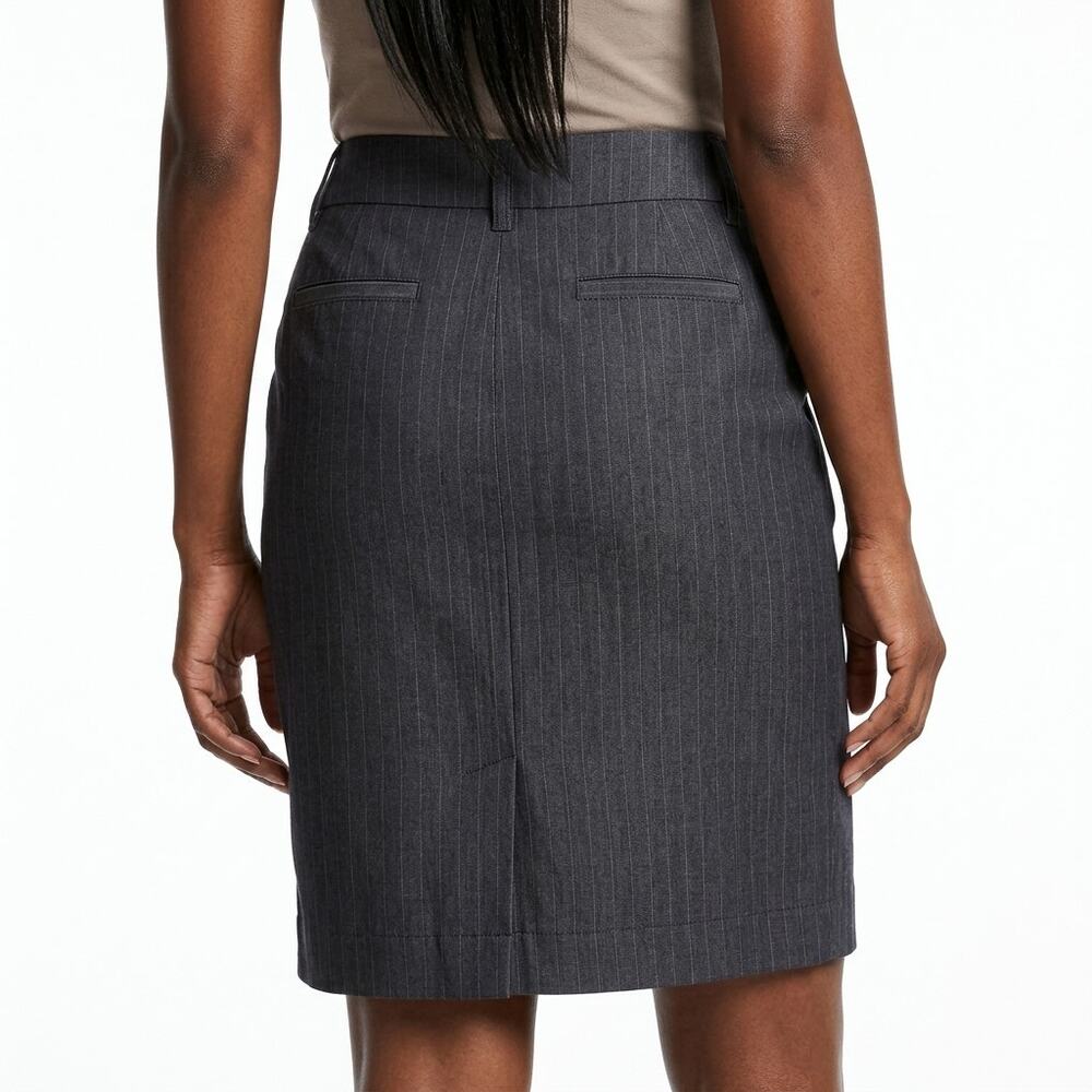 ANN TAYLOR LOFT petites Gray Pencil Knee Length Skirt Women Size 8P